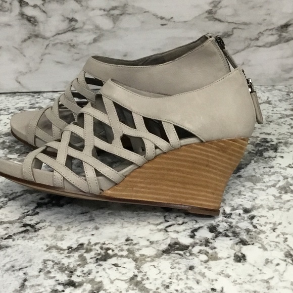 Eileen Fisher Cage Strap Lattice Leather Gray Wood Wedge Sandal - Picture 5 of 12